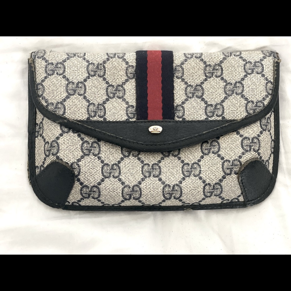 Authentic Vintage 80s Rare Gucci GG Clutch